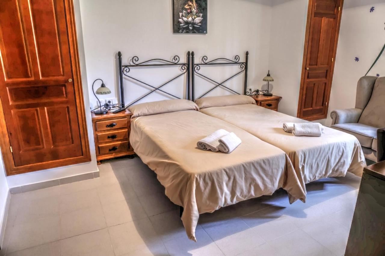 Hostal Rural De Cuadros Bedmar y Garciez Eksteriør billede